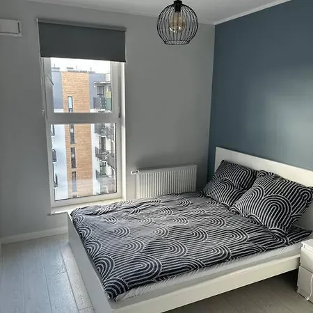 Apartment New 1 Bed With Balcony, Local Amenities *