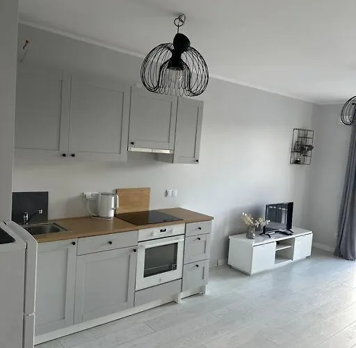 New 1 Bed With Balcony, Local Amenities Daire *